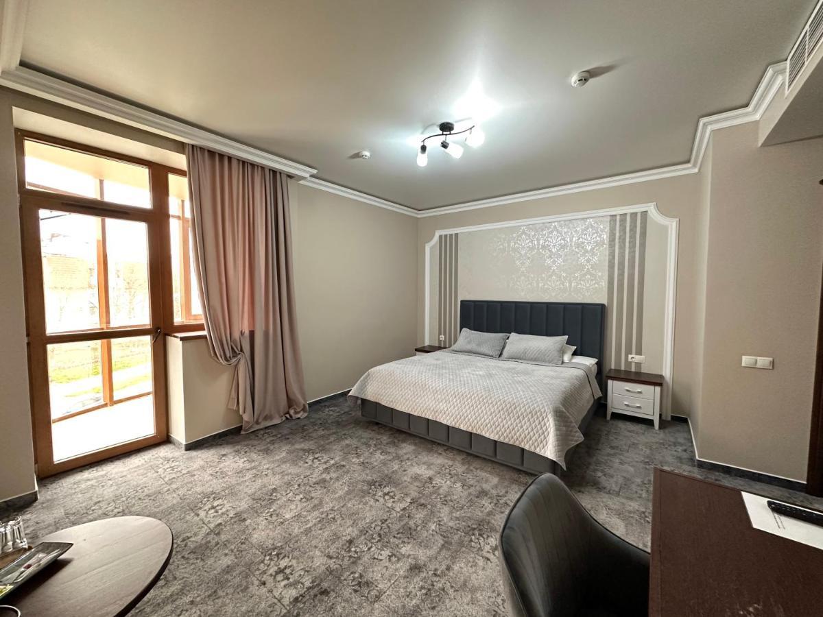 Villa Acaem Кишинев Екстериор снимка